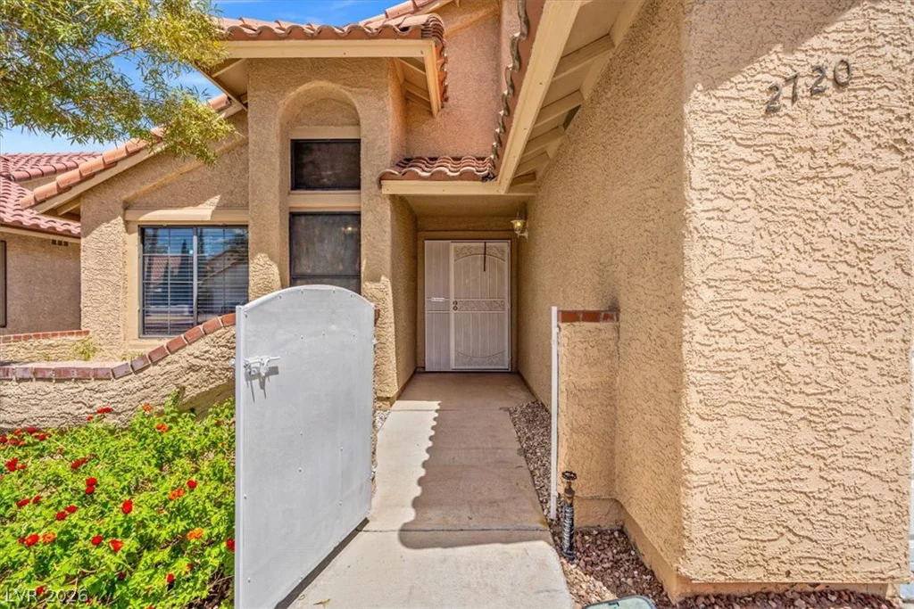 2720 Brookstone, Las Vegas, NV 89117
