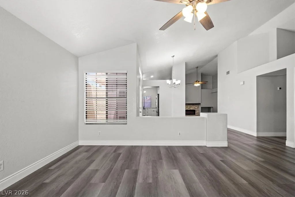 2720 Brookstone, Las Vegas, NV 89117
