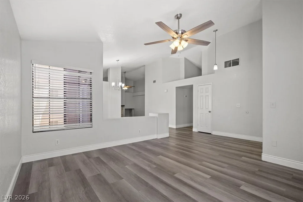 2720 Brookstone, Las Vegas, NV 89117
