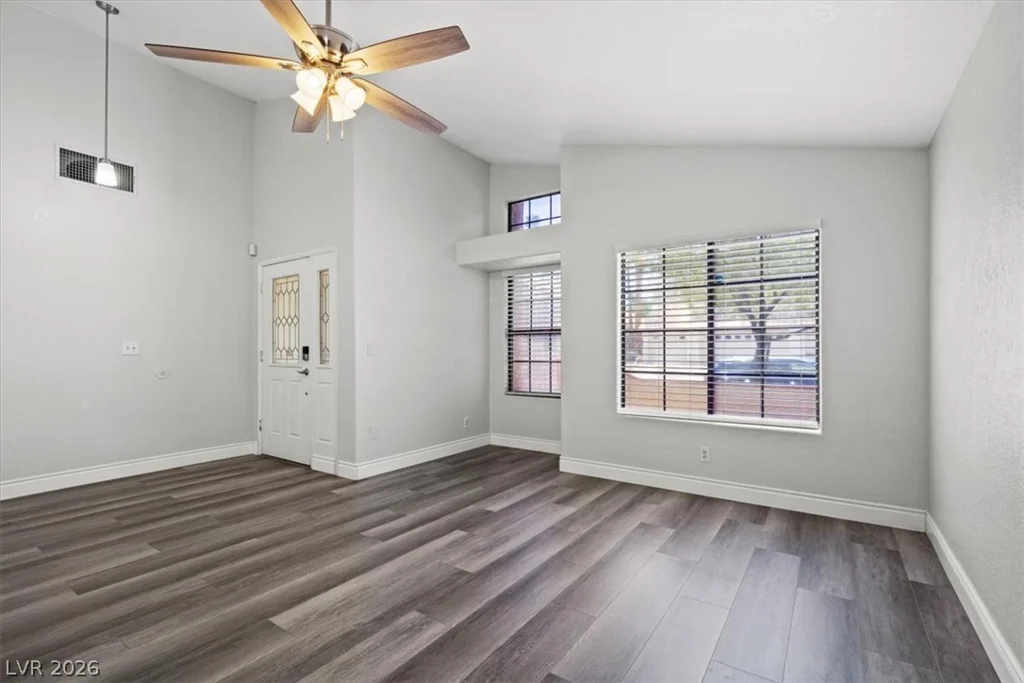 2720 Brookstone, Las Vegas, NV 89117