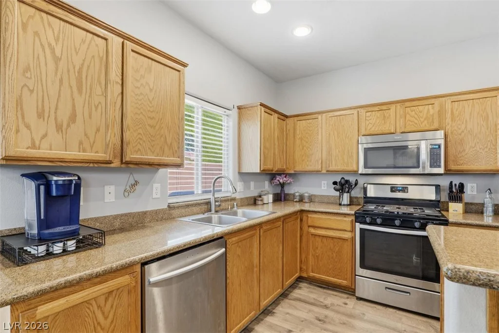 6133 Casa Antiqua, North Las Vegas, NV 89081