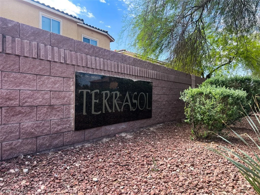 6133 Casa Antiqua, North Las Vegas, NV 89081