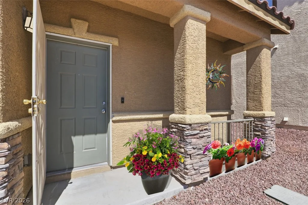 6133 Casa Antiqua, North Las Vegas, NV 89081