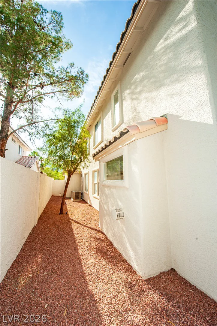 2056 Lordsburg, Las Vegas, NV 89134