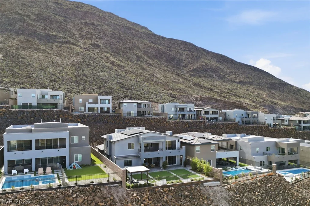334 Natoire, Henderson, NV 89012