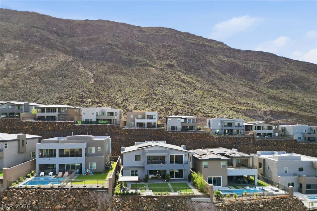 334 Natoire, Henderson, NV 89012