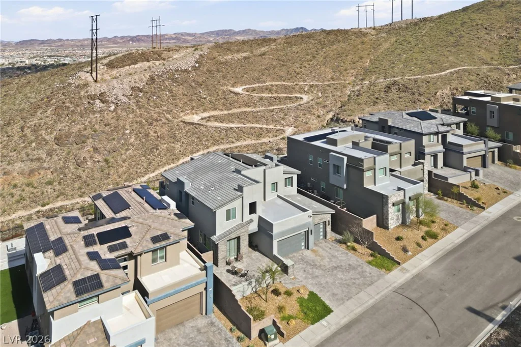 334 Natoire, Henderson, NV 89012