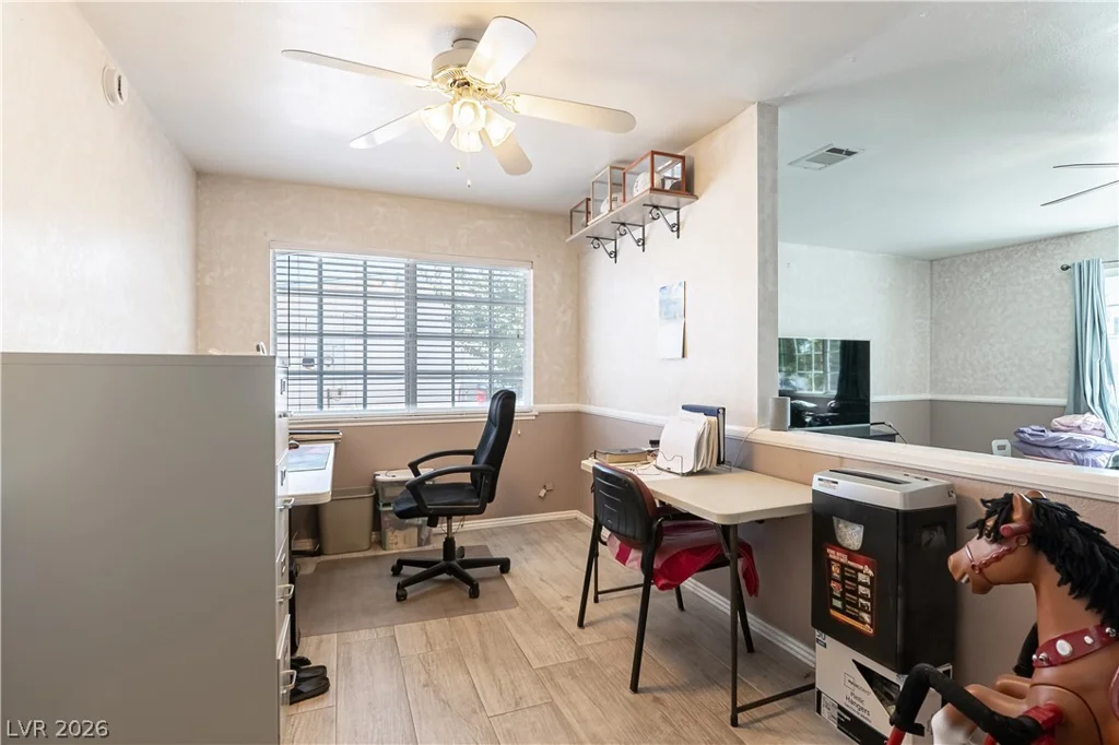 312 Redstone, Las Vegas, NV 89145