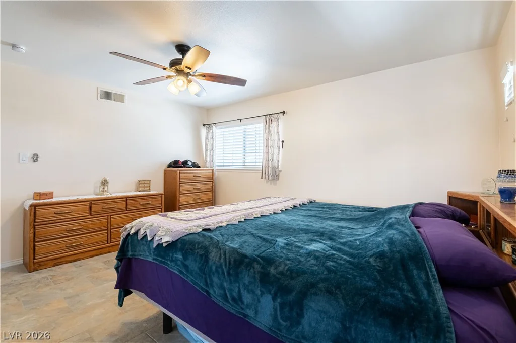 312 Redstone, Las Vegas, NV 89145