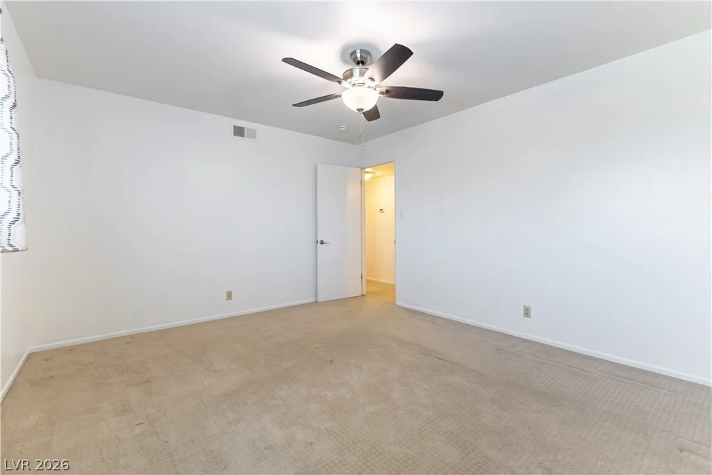 312 Redstone, Las Vegas, NV 89145