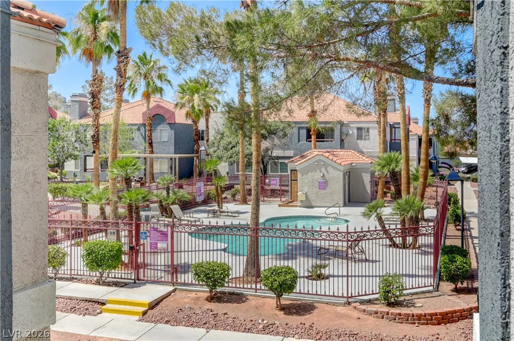 8600 Charleston, Las Vegas, NV 89117