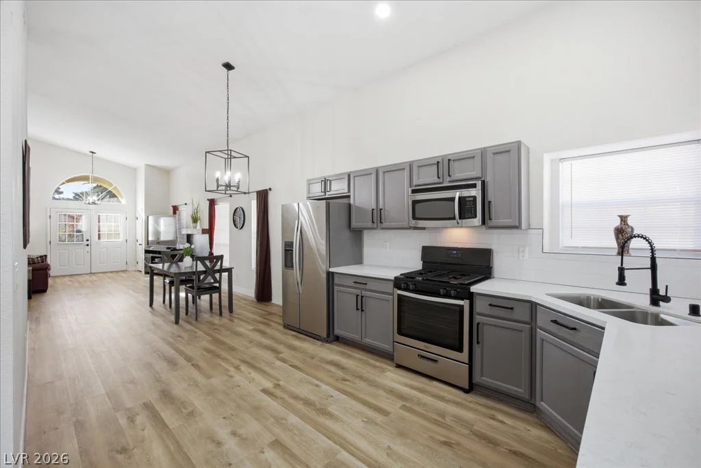 4932 Signal, Las Vegas, NV 89130