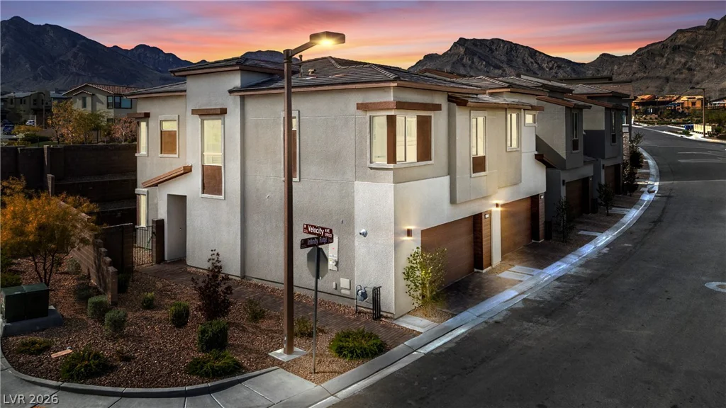 633 Infinity Ridge, Las Vegas, NV 89138