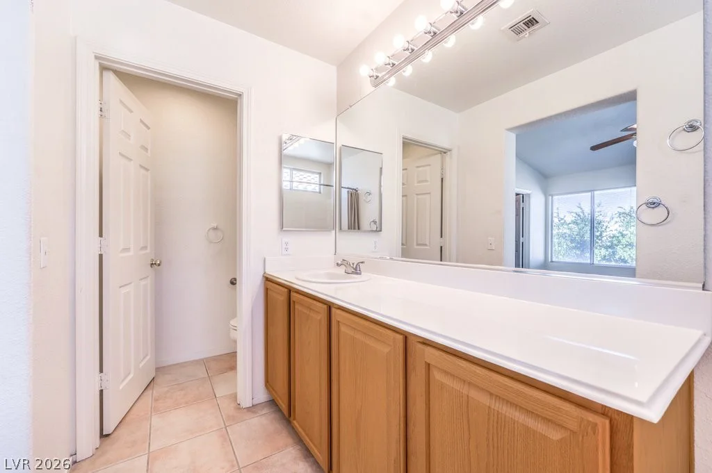 3728 Ashling, Las Vegas, NV 89129