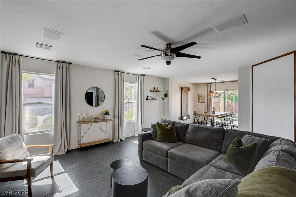 3744 Laguna Veneta, Las Vegas, NV 89141