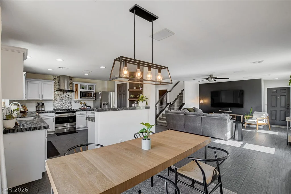 3744 Laguna Veneta, Las Vegas, NV 89141