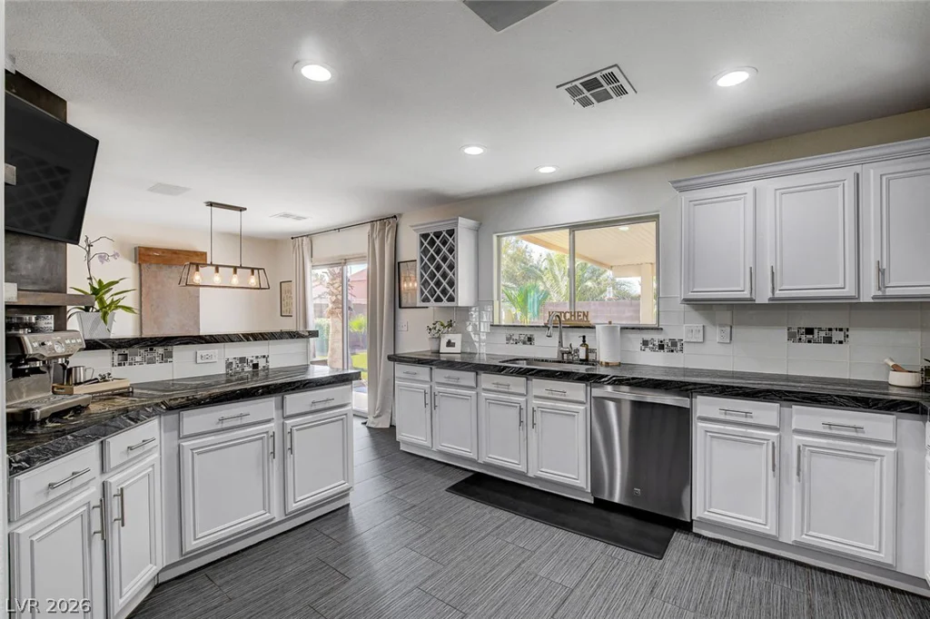 3744 Laguna Veneta, Las Vegas, NV 89141