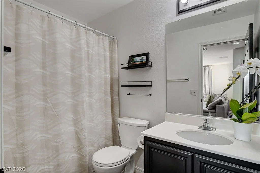 3744 Laguna Veneta, Las Vegas, NV 89141
