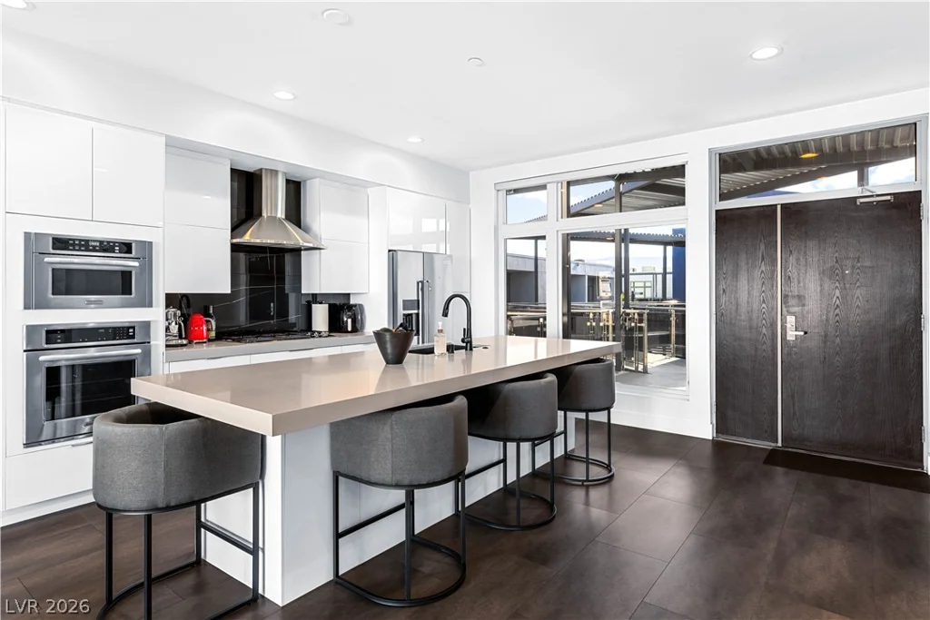 8925 Flamingo, Las Vegas, NV 89147
