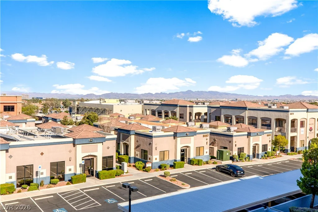 8925 Flamingo, Las Vegas, NV 89147