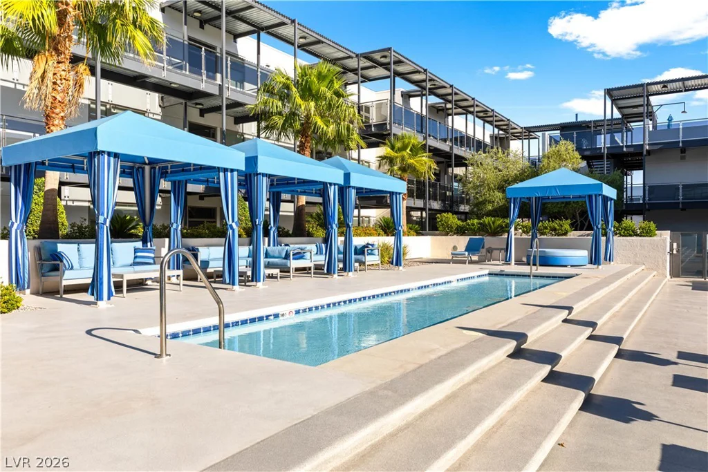 8925 Flamingo, Las Vegas, NV 89147