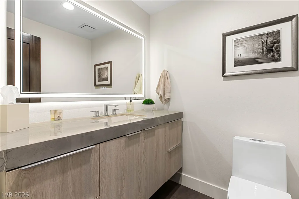 8925 Flamingo, Las Vegas, NV 89147