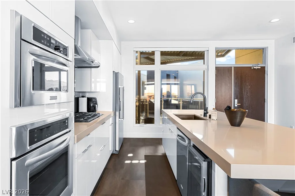 8925 Flamingo, Las Vegas, NV 89147
