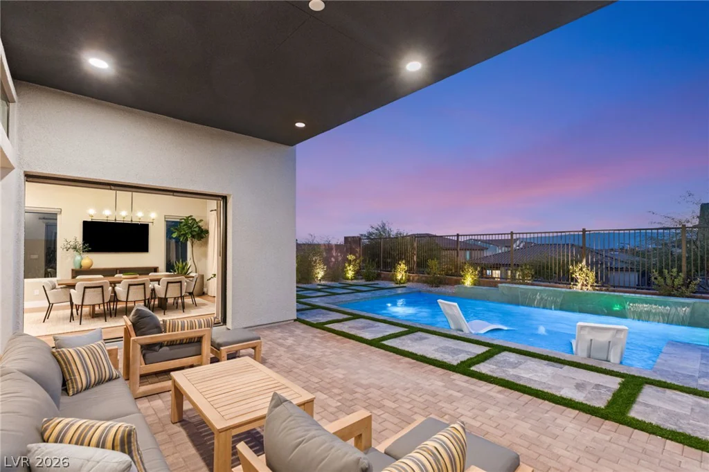 12167 Canyon Sunset, Las Vegas, NV 89138