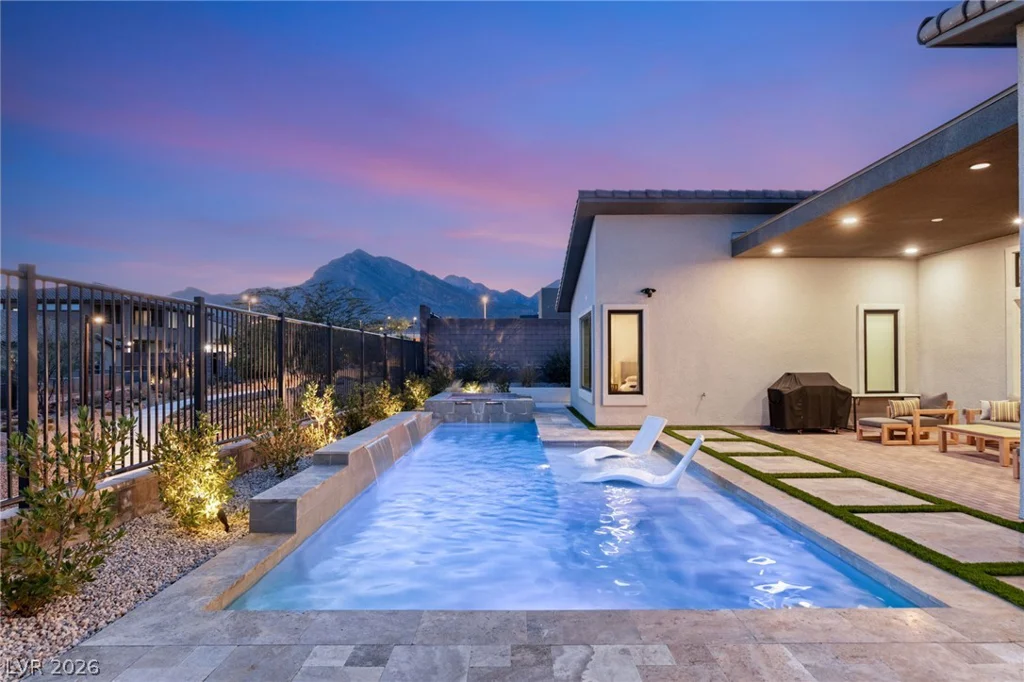 12167 Canyon Sunset, Las Vegas, NV 89138