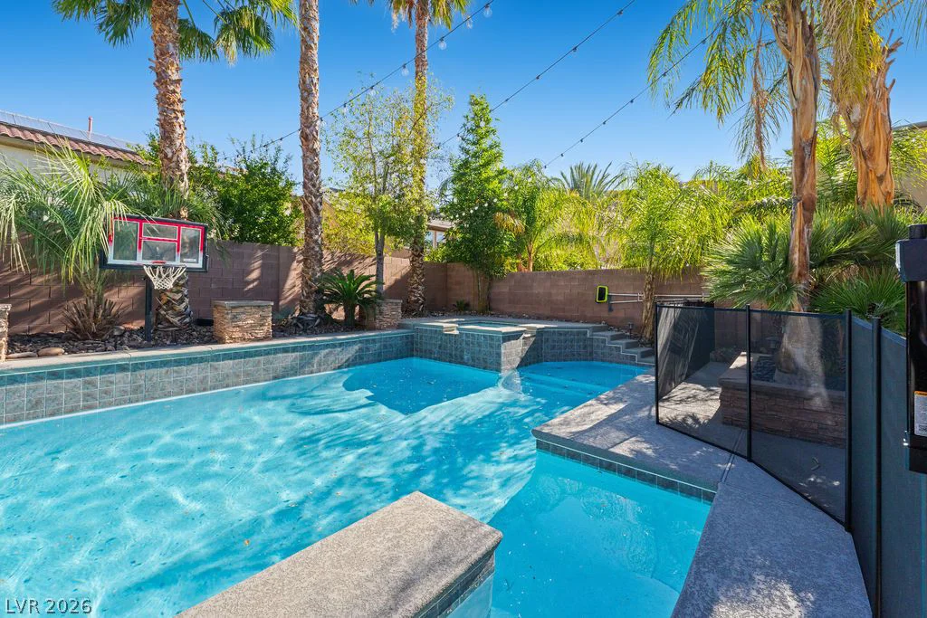 769 Shirehampton, Las Vegas, NV 89178