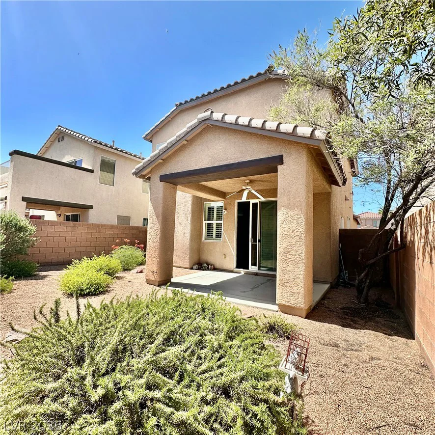 5321 Jackson Valley, Las Vegas, NV 89131