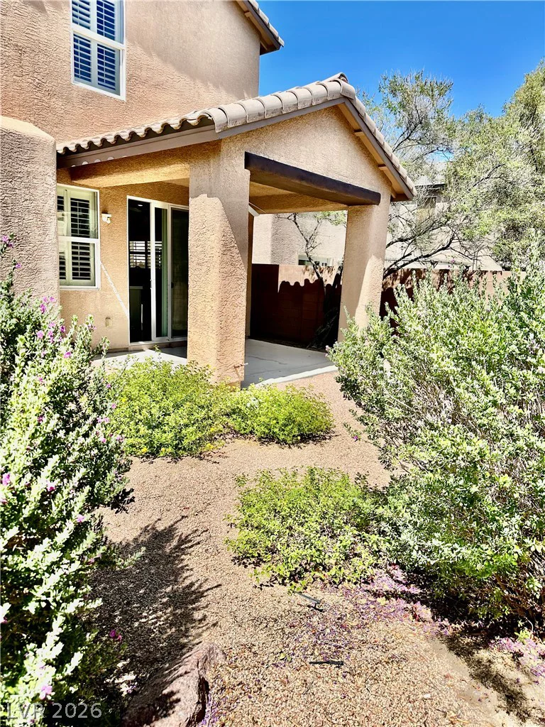 5321 Jackson Valley, Las Vegas, NV 89131
