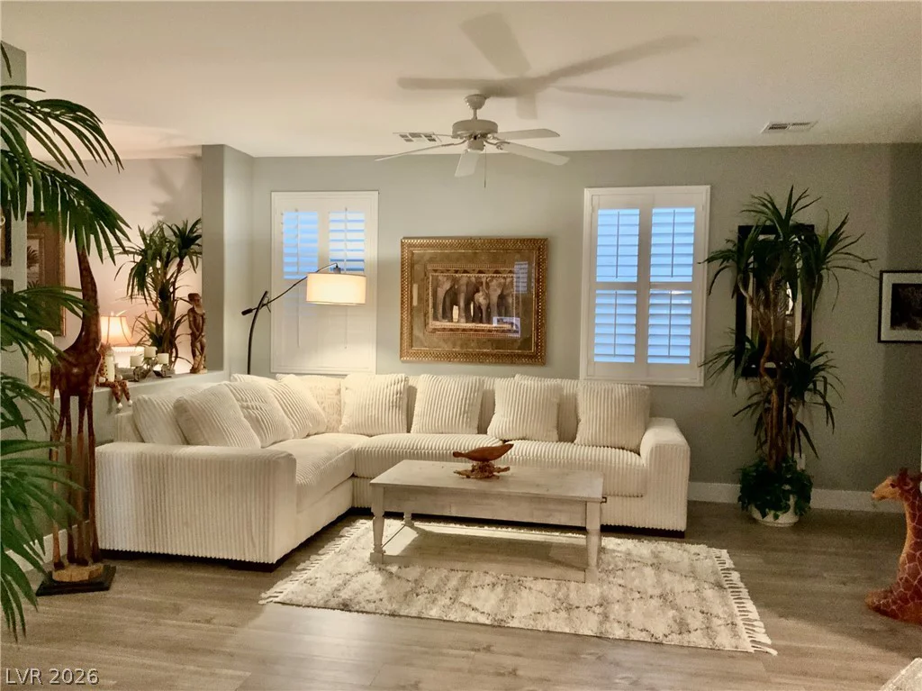 5321 Jackson Valley, Las Vegas, NV 89131