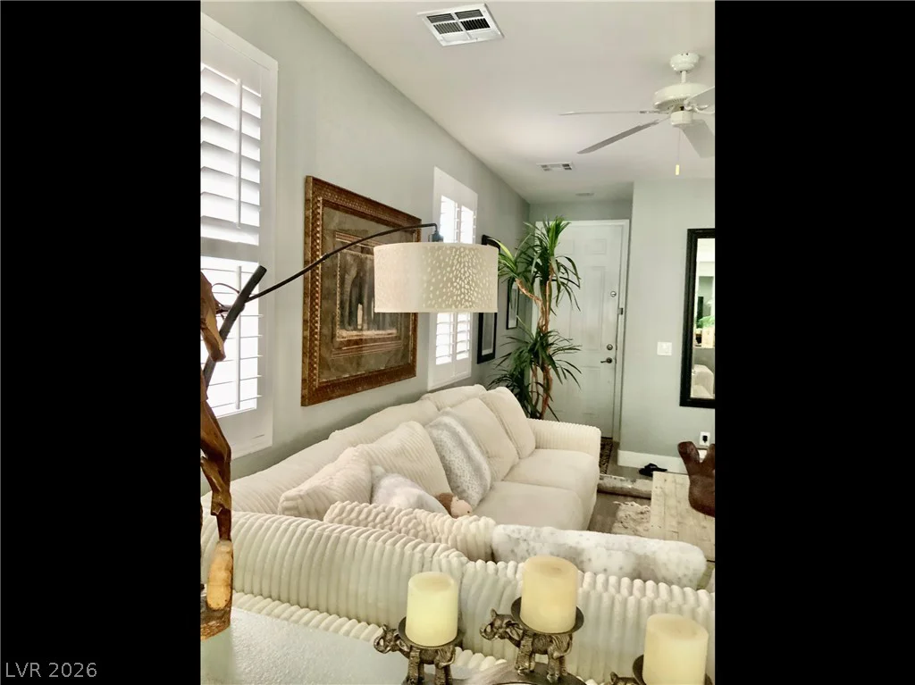 5321 Jackson Valley, Las Vegas, NV 89131