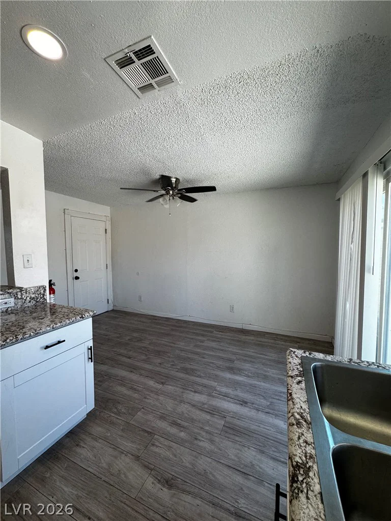 2539 Noble, North Las Vegas, NV 89030