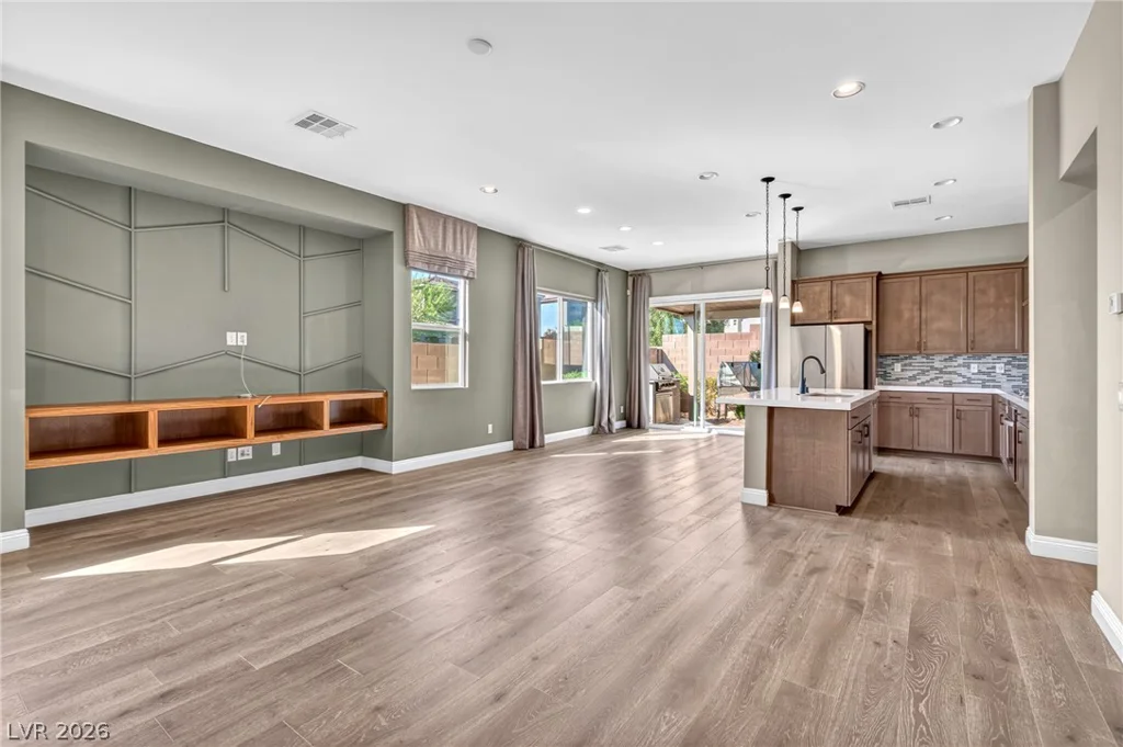 1501 Visible, North Las Vegas, NV 89031