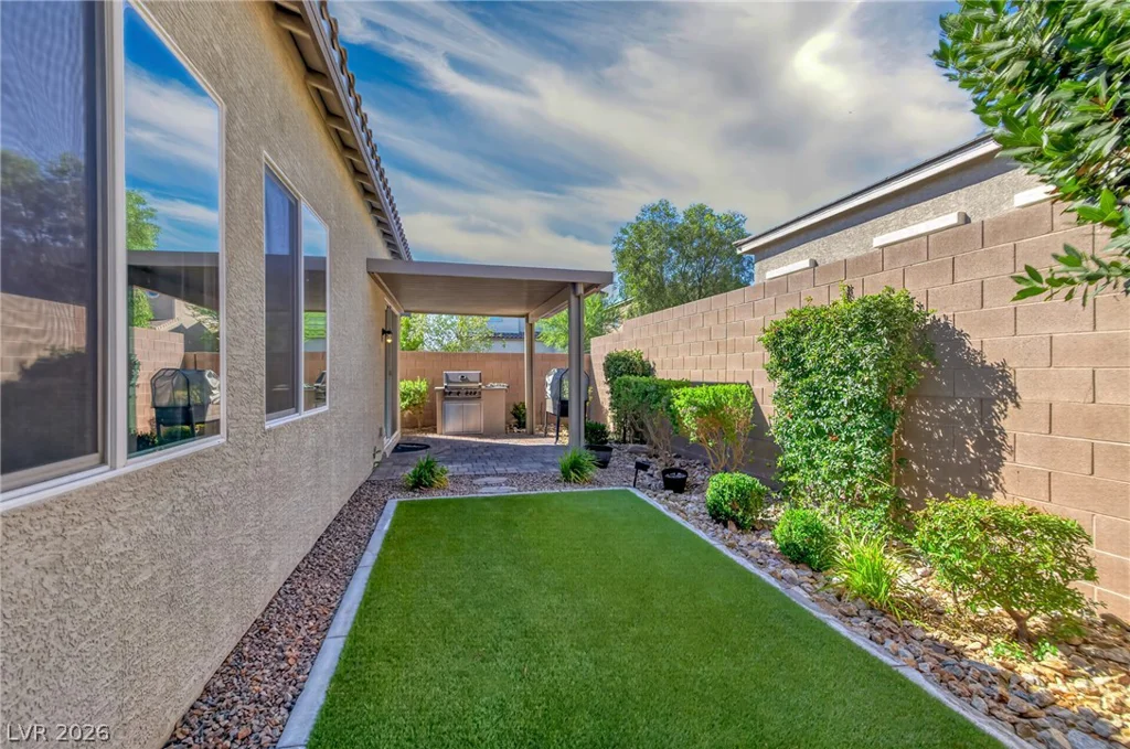 1501 Visible, North Las Vegas, NV 89031