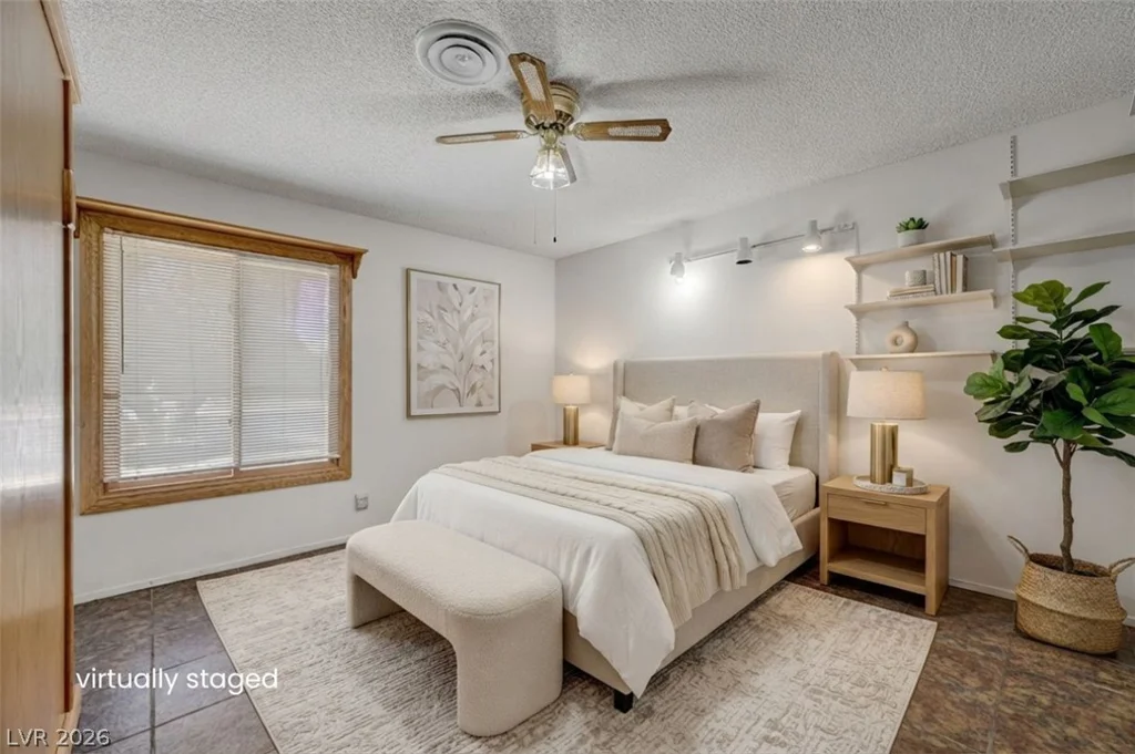 1900 Stonehaven, Las Vegas, NV 89108