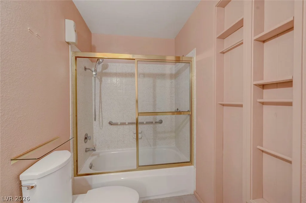 1900 Stonehaven, Las Vegas, NV 89108
