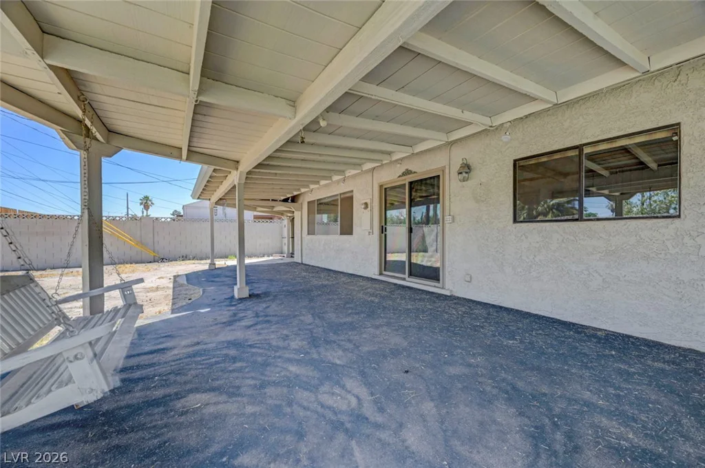 1900 Stonehaven, Las Vegas, NV 89108