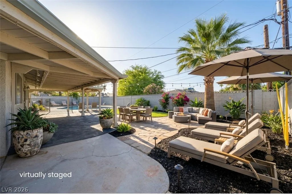 1900 Stonehaven, Las Vegas, NV 89108
