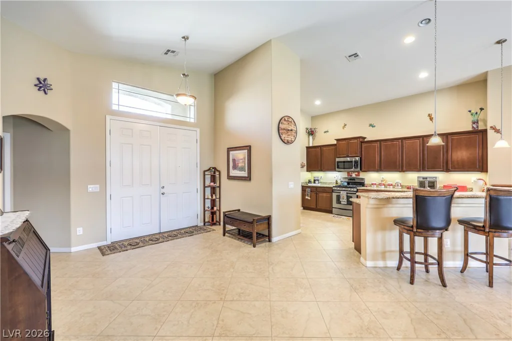 9121 Tuxpan, Las Vegas, NV 89131