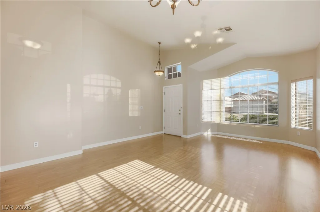 1521 Honey Vista, North Las Vegas, NV 89032