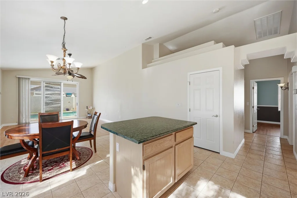 1521 Honey Vista, North Las Vegas, NV 89032