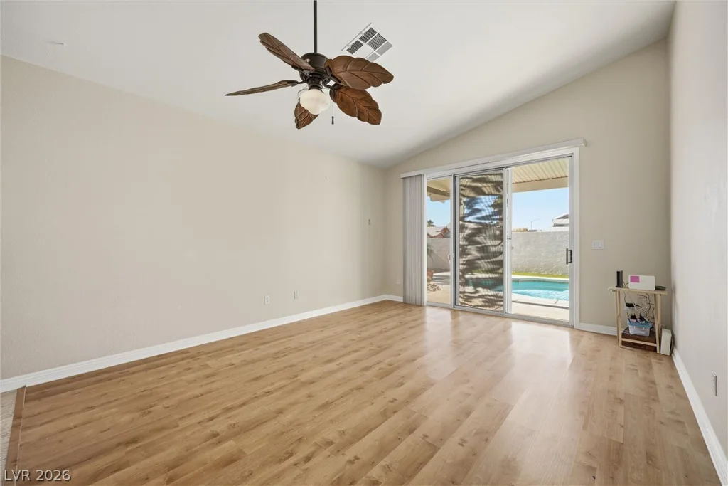 1521 Honey Vista, North Las Vegas, NV 89032