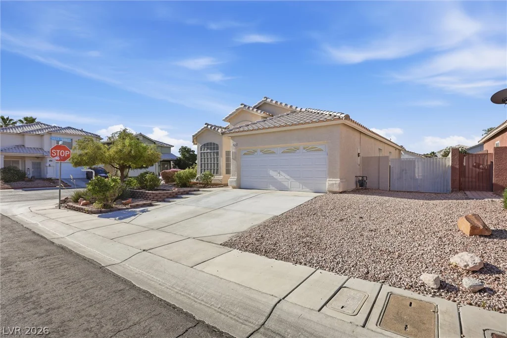 1521 Honey Vista, North Las Vegas, NV 89032