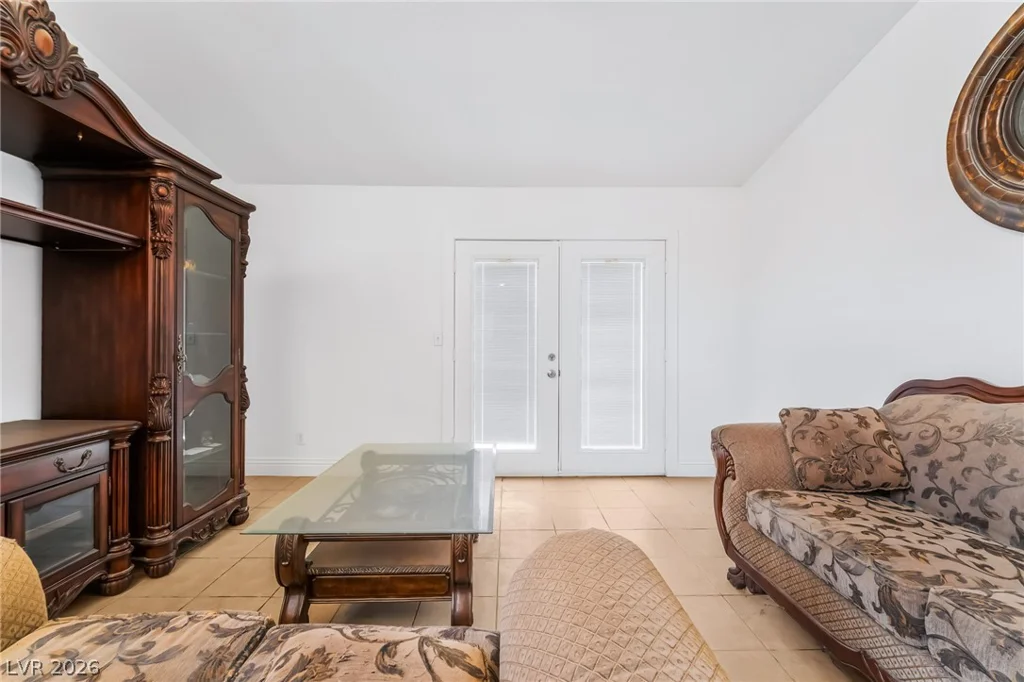 45 Tidwell, Henderson, NV 89074