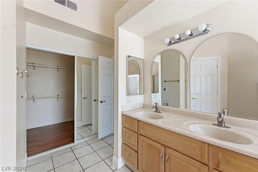 2604 Cathedral, Las Vegas, NV 89108