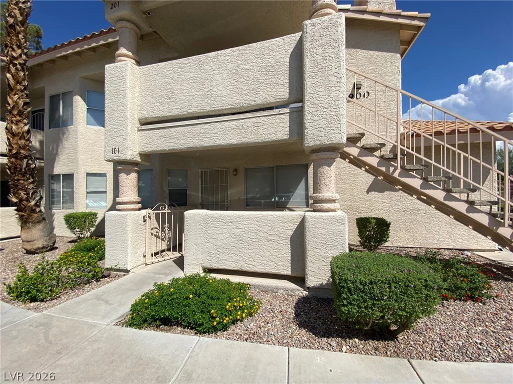 900 Boulder Springs, Las Vegas, NV 89128