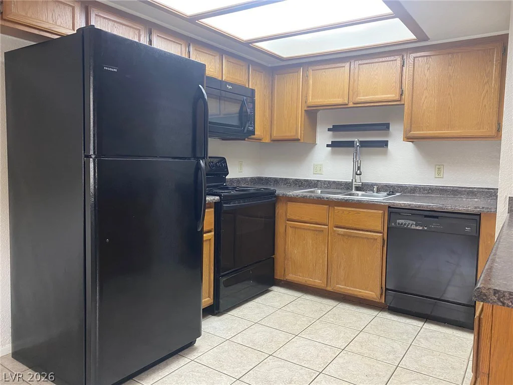 900 Boulder Springs, Las Vegas, NV 89128